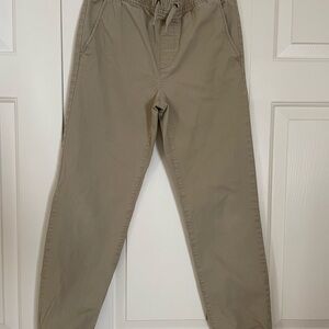 NWOT Old Navy Boys Khaki joggers           Size XL 14-16